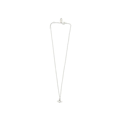 Reina Pendant Necklace